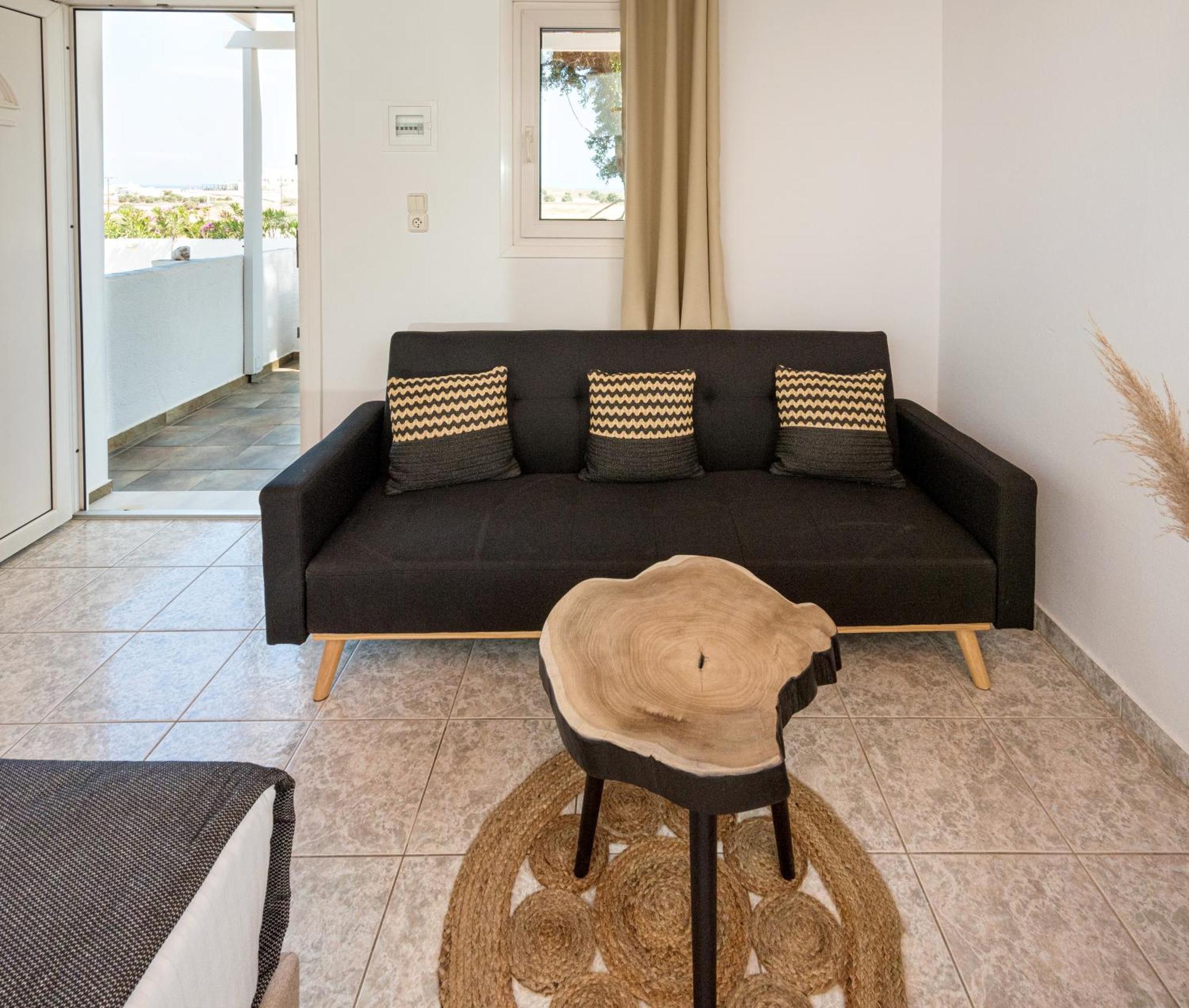 Kanelis Studios & Suites Mytakas Exteriör bild