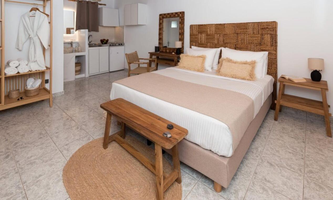 Kanelis Studios & Suites Mytakas Exteriör bild