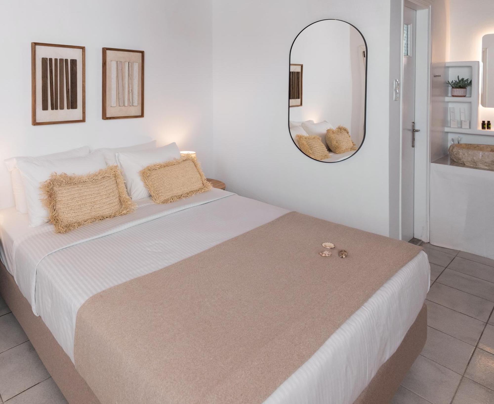 Kanelis Studios & Suites Mytakas Exteriör bild